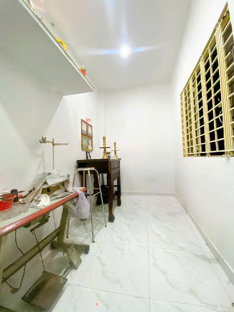TRUNG TÂM Q.11 – NGANG 5.5M – 3 TẦNG BTCT